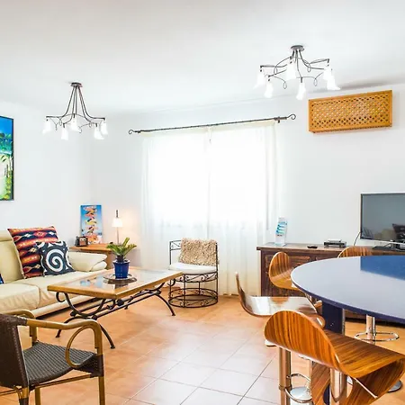 Holiday White With Pool And 500m To Sea Villa