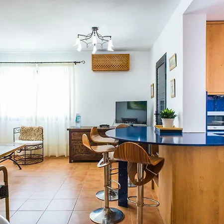 Villa Holiday White With Pool And 500m To Sea Corralejo