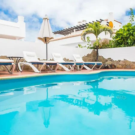 Holiday White With Pool And 500m To Sea Villa *