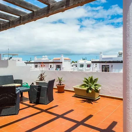 Holiday White With Pool And 500m To Sea Villa Corralejo