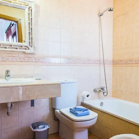 Holiday White With Pool And 500m To Sea Villa *